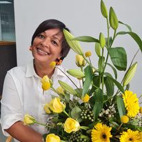 FlowerS1sters's tweet photo. This could be you buying flowers from us.
Place your flower order via Whatsapp - Alison 0825465779 or Karen 0833622099
Pick up at 13 Adderley street, Cape Town or Delivery can be arranged.
#flowers #flowerdelivery #capetown #beautiful #stunning #florist #cashorcard #paypal https://t.co/zRBMghbWok