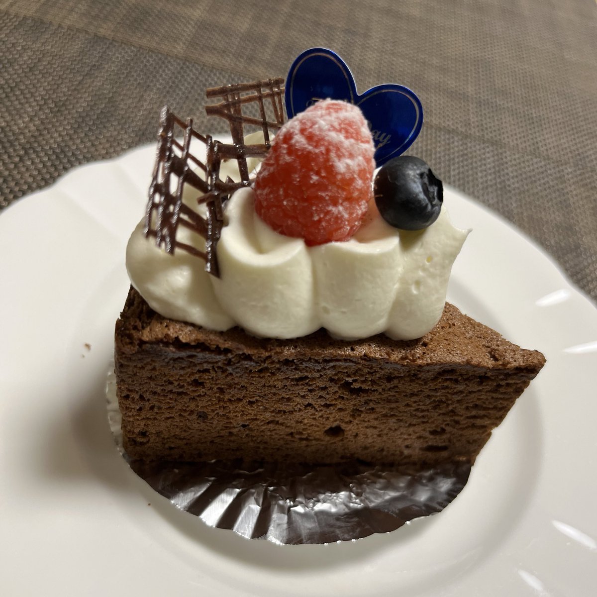 G_0's tweet photo. 久しぶりのシェ・リュイのケーキ🍰ごちそうさまでした😋 #chezlui #シェリュイ #ganicalligraphy #calligraphy https://t.co/EDCUHBZeBM