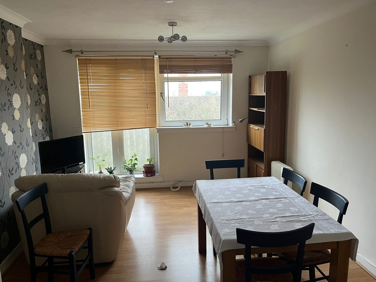 RefugeeSancScot's tweet photo. Breathing Space is RST’s unique #accommodation service, filling a crucial support gap for people seeking safety in #Scotland through the #asylum system, who have become #homeless and have lost their entitlement to support. https://t.co/dVoKIj5MVy