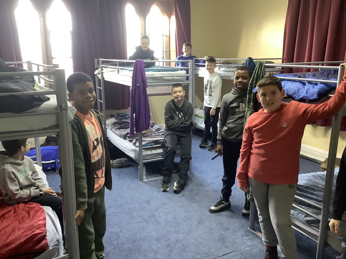 SJVsport's tweet photo. Surprisingly tidy bedrooms! @sjohnvianney @TheHolyCrossMAC @AltonCastle_KYT https://t.co/XlasQVN6nF