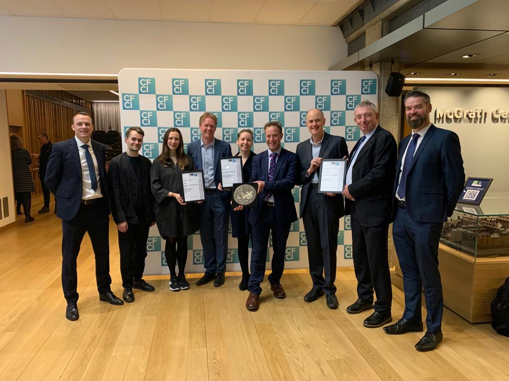 HomertonCollege's tweet photo. Homerton's new dining hall triumphed last night, voted Greater Cambridge's best building over £2m, and picking up garlands for craftsmanship and for sustainability
#CambsDesignAwards #BestBuilding
https://t.co/54ilBNch9N https://t.co/QN5lE5BaQa