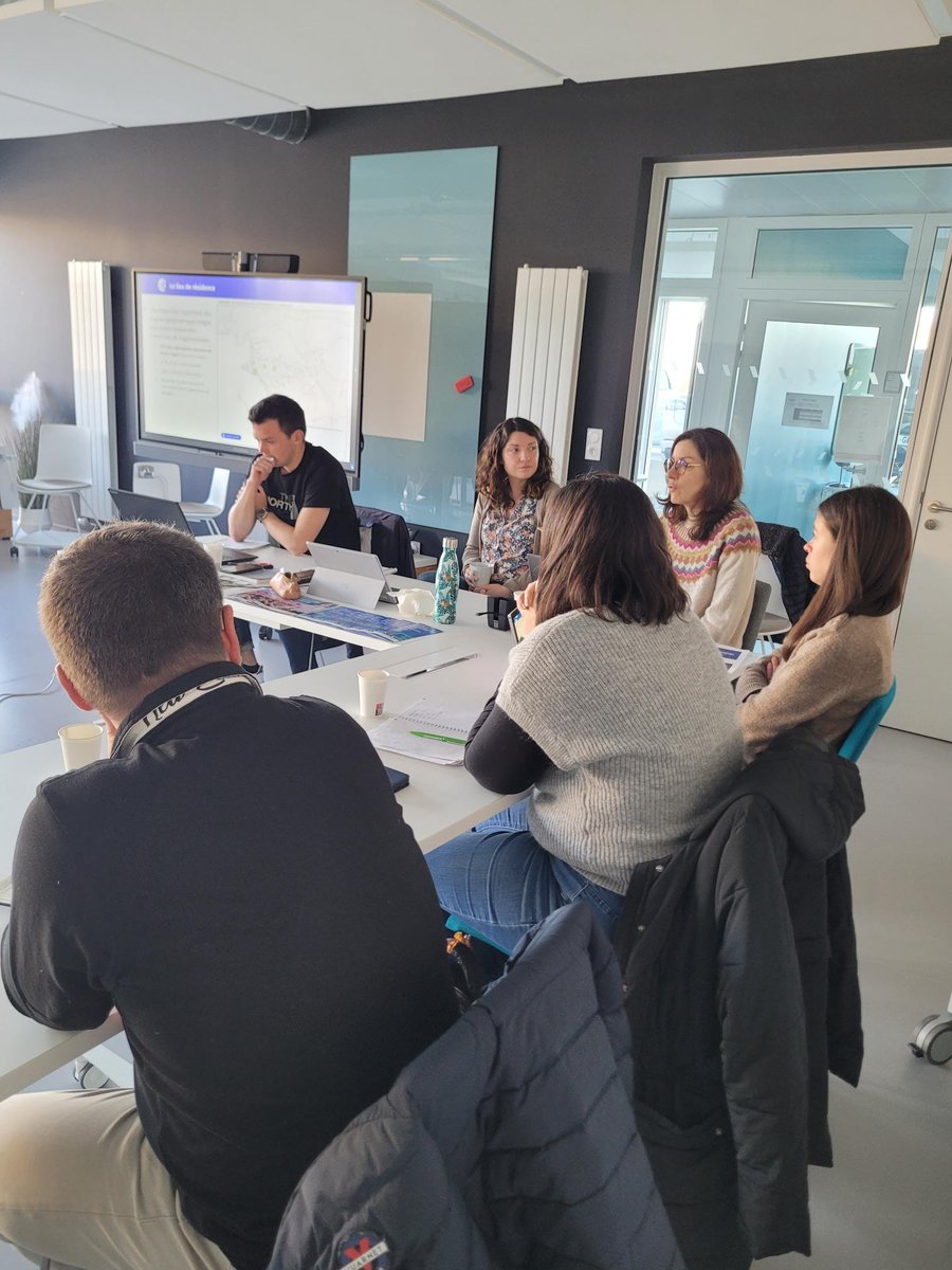 Atelier trajet domicile-travail de vos salariés : pratiques actuelles, freins, solutions. Présentation de l’enquête, échanges sur les besoins de #mobilités. 
@Pornic agglo pays de retz, avec 
<a href="/CCINantes/">CCI Nantes St Nazaire</a> <a href="/acecile_bernard/">Anne-Cécile Bernard</a> @chambre
 des metiers et <a href="/CREassociation/">coeur de retz entrep</a> Force8