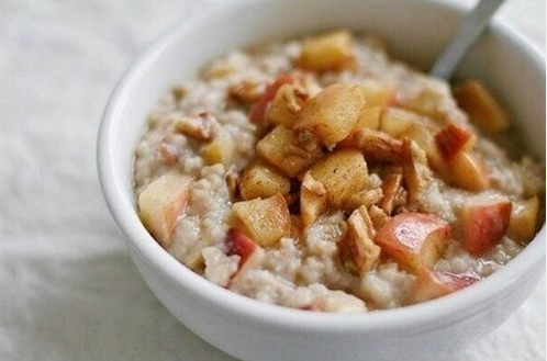 Good morning kittens, a good day starts with porridge
