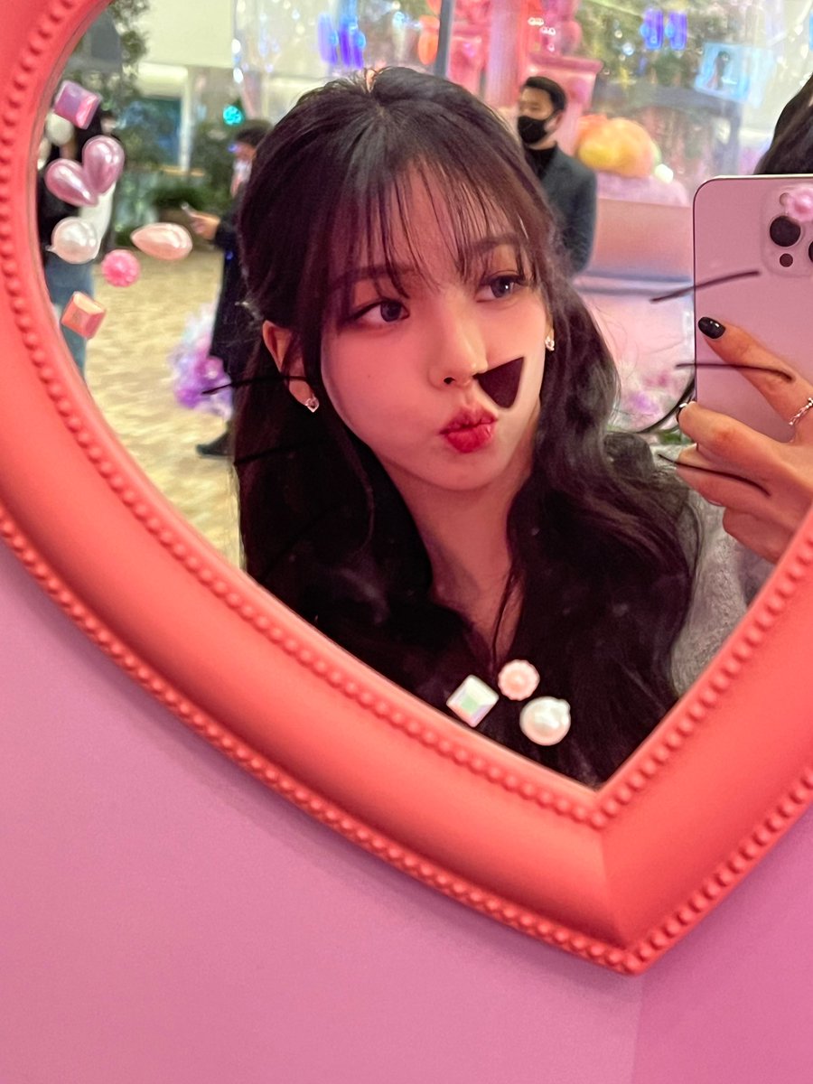 poor จีbluuทูพากิ tweet media