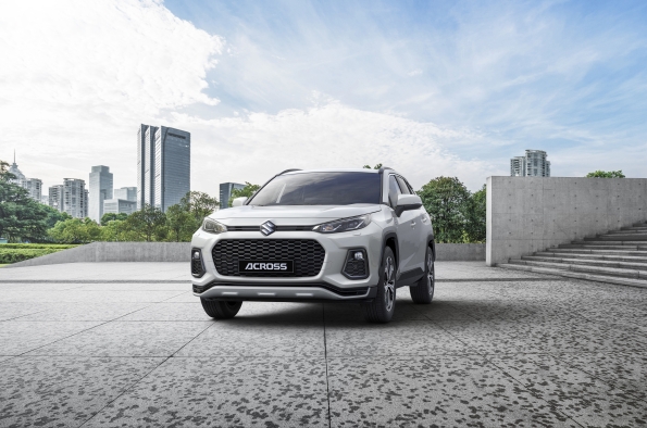 Nuevo Suzuki Across: más conectado, seguro y equipado › QuintaMarcha.com quintamarcha.com/index.php/nuev…