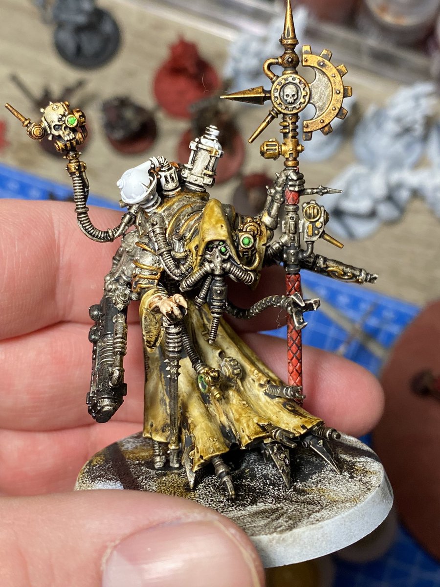 I et desperat forsøk på å ha mindre skjermtid har jeg sneket meg over på andre hobbyer. Maling er smågøy.