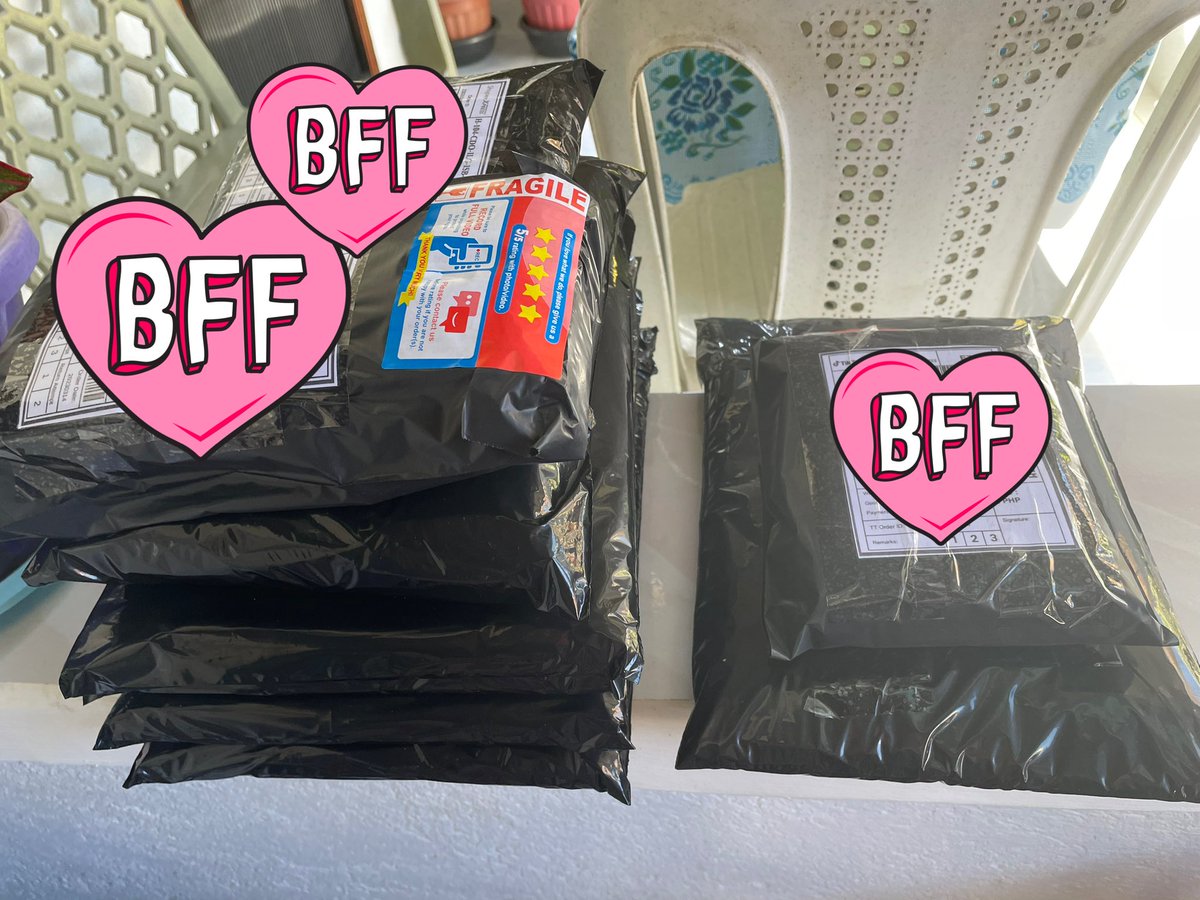 2Jeons_BNS's tweet photo. #HeyCaratoon
Pick up today Drop Off today
If you did not received a message or proof of packaging and Shipment from us, your parcel is still in line for packaging. Please do send us follow ups if yours haven’t been booked or we haven’t send the c/o link. ☺️ https://t.co/1iqP8kzBWL