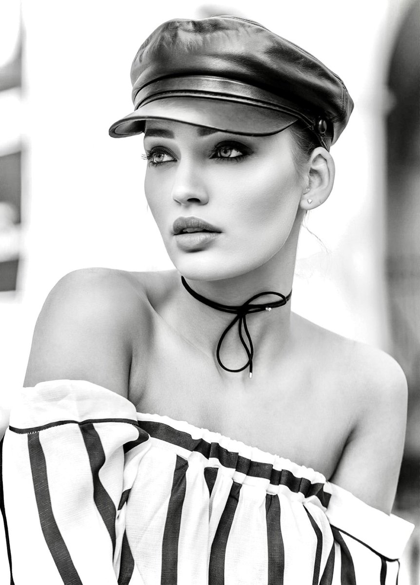 DBidiuk's tweet photo. „Weronika”

#SonyAlpha #SEL85F14GM #bidiuk https://t.co/Lw9vDqI0Yy
