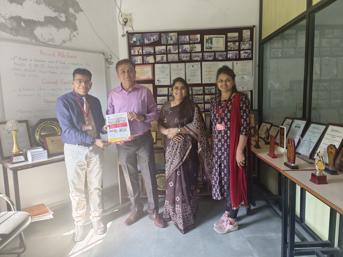 RgbServices's tweet photo. A special vote of thanks for the principal Dr. Jayesh Patel - VIER, for ensuring that students get the correct guidance, to boost their career path.

#vier #rgbtrainingservices #psychologyforworkplaces #campustocorporate #vadodara #vadodaracity #students #engineering #career https://t.co/XRprlHCufU