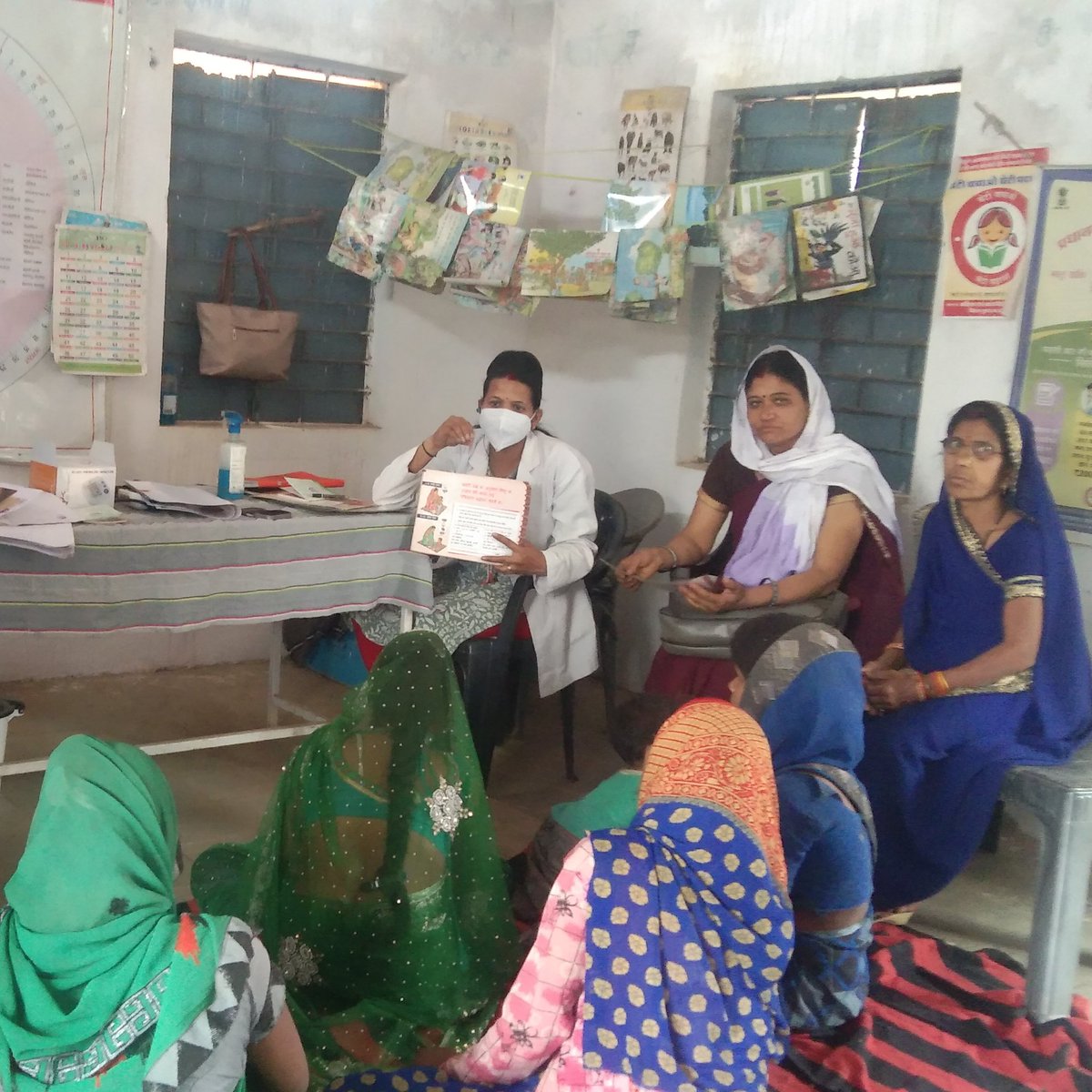 GunaVineeta's tweet photo. Nischay day celebration and health education given to pregnant women, TPT follow up and sputum container given to pregnant women, New nischay Mitra to providing nutrition kit... https://t.co/xBCsQe6W3l