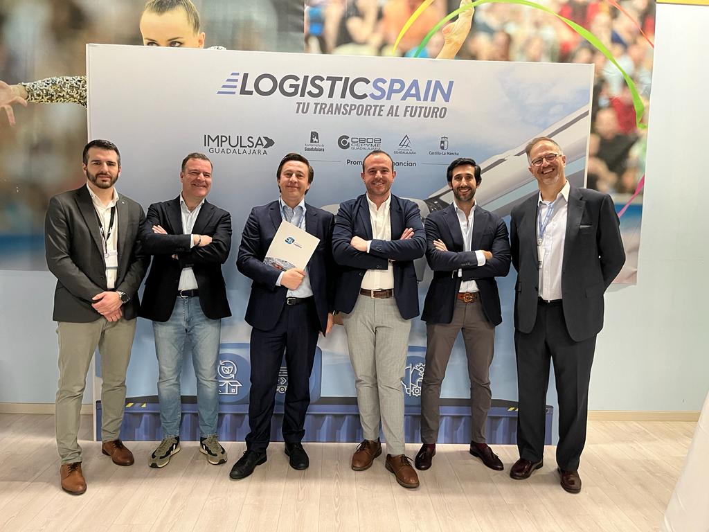 👉  Si no pudiste asistir o te apetece volver a ver la mesa debate, compartimos enlace 👉  bit.ly/3yuVMHw (2:22:00)
#LogisticSpain #SupplyChainVisibility #Tecnología #Innvación #digitalizacion #Guadalajara #Logistica #Transporte