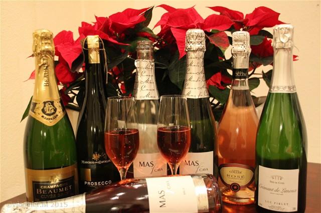 Feestelijk 'Bubbels' Pakket wijnhandelaren.com/wijnhandel/div… #wijn