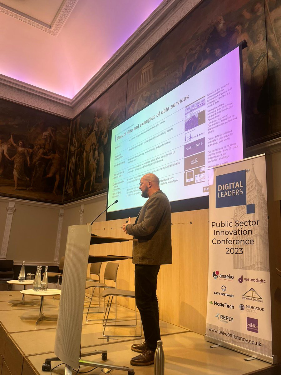 True data for good by @LOTI #JoiningTheDots for all Londoners. Presented by @LDN_CDO at the Public Sector Innovation Conference today.

 #PSIWeek @DigiLeaders