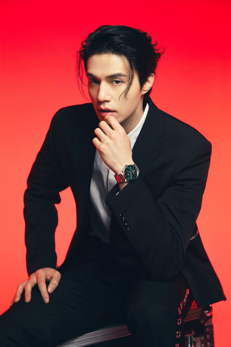 ArabLDW's tweet photo. ๐| #LDW_Magazine
ูู ุฏููุบ ููู ูุตุงูุญ ู
ุฌูุฉ GQ ุจุงูุชุนุงูู ู
ุน ู
ุงุฑูุฉ ุงูุณุงุนุงุช Tissot ูุดูุฑ ุงุจุฑูู 2023
- ูกูค ู
ุงุฑุณ ูขู ูขูฃ https://t.co/WoXsodq6kG