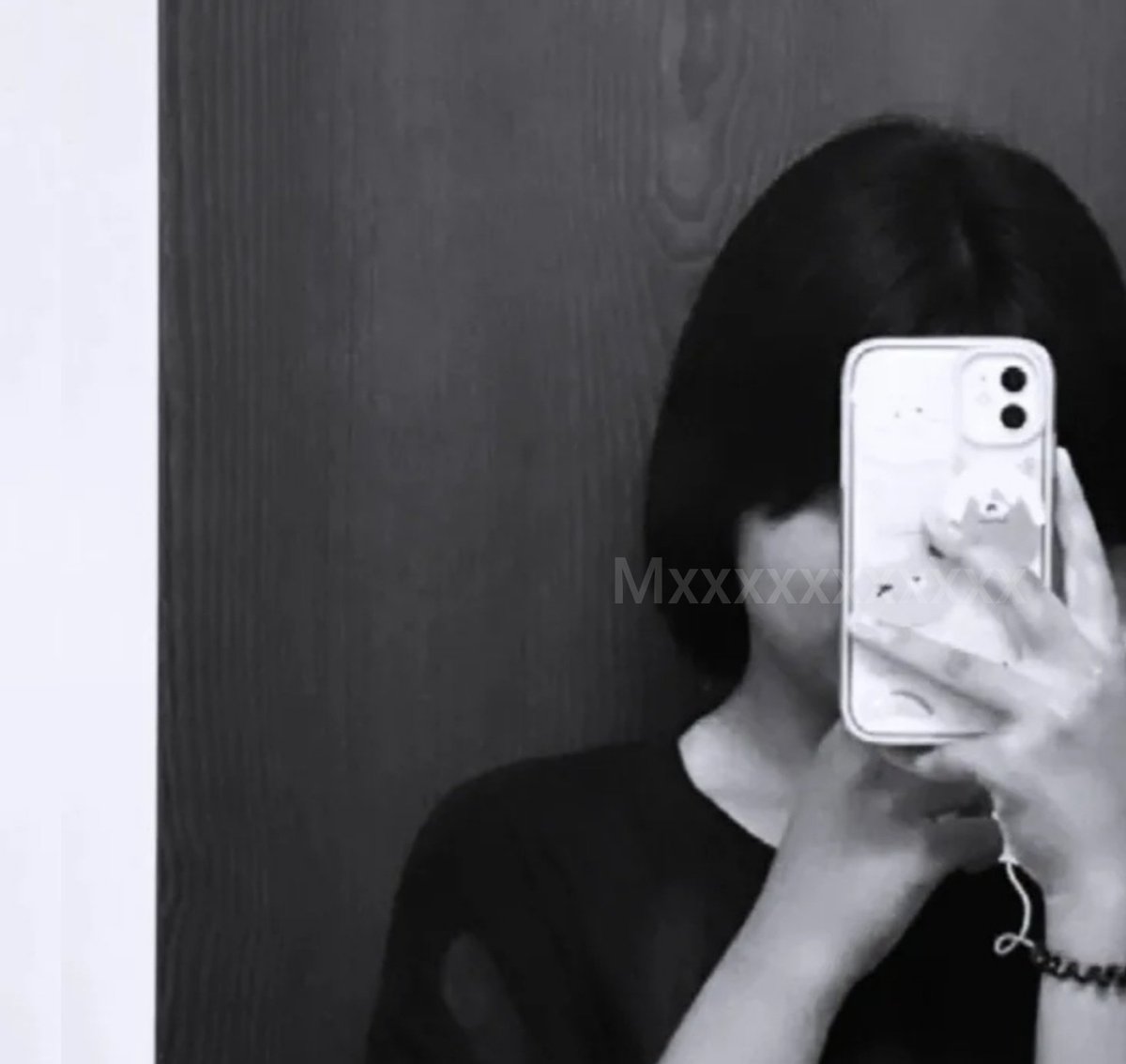 จ๋อง tweet media