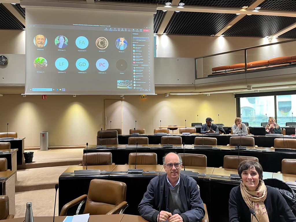 MtropoleCommun1's tweet photo. [ En direct des commissions ] 
🏛️ Les élus sont présents en commission, au programme sur le thème du sport : le plan piscine pour les JO 2024 et la coupe du monde de rugby 🏉
#BordeauxMetropole #MetropoleCommunes #Commission #Identite #Communale #Metropole https://t.co/YeA1b3mVmr