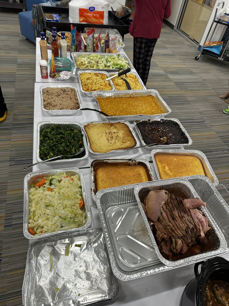 When we tell our staff that we are having a #SoulFood #Potluck, they show OUT!!  #GoodEating #StaffFellowship #CelebratingCulture <a href="/WCPSS_TitleI/">WCPSS Title I</a> @wcpss #WeWereStuffed #FoodForDays