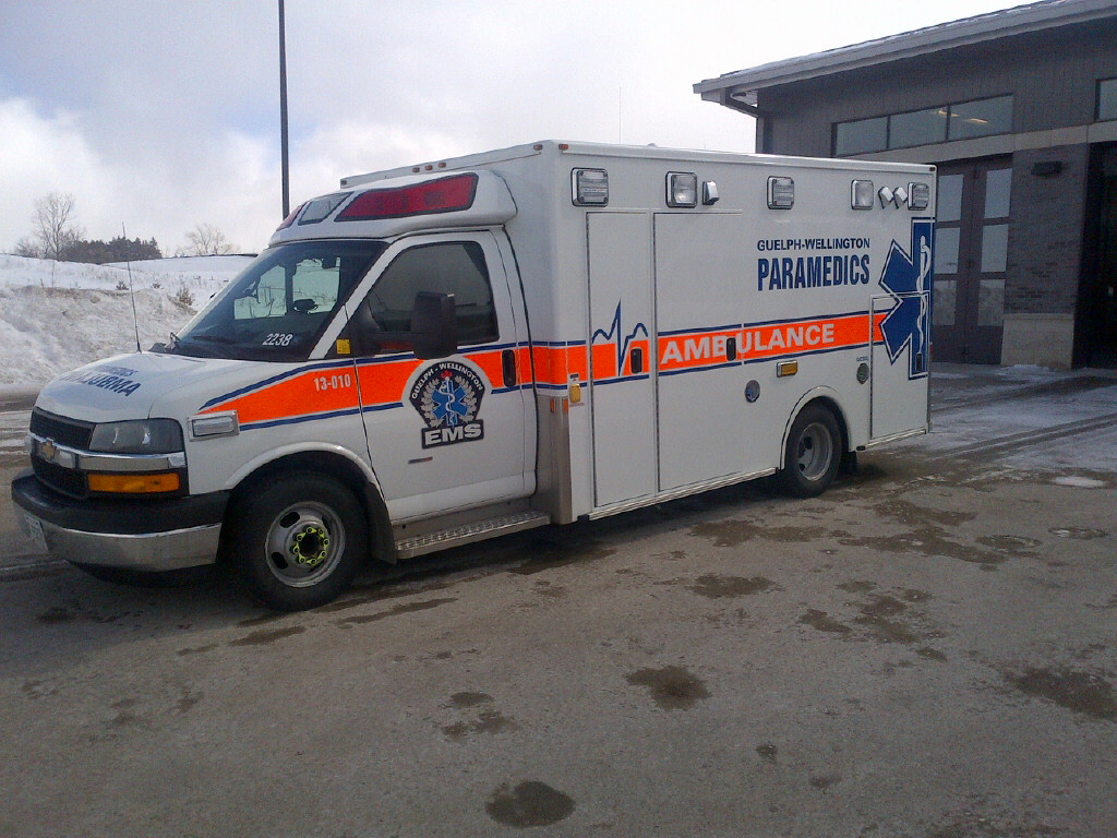 cityofguelph's tweet image. Calling an ambulance will not get you faster help at the hospital if your situation is not an emergency. It could mean an ambulance isn’t available for someone who needs it. #MakeTheRightCall ow.ly/VAOv50Mz42B