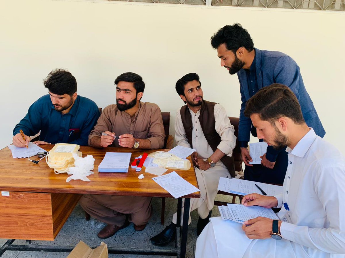 UOM_LowerDir_KP's tweet photo. #UniversityofMalakand 
Blood Donation Camp organized by Directorate of Students Societies &amp; Blood Chain Pakistan, Malakand Chapter in collaboration with Fatmid Foundation,Peshawar. The VC UoM Prof Dr Rashid Ahmad &amp; Prof Dr Atta-ur-Rehman,Pro-VC graced the event
#DonateDropsofLife https://t.co/dZhZR4yNI1