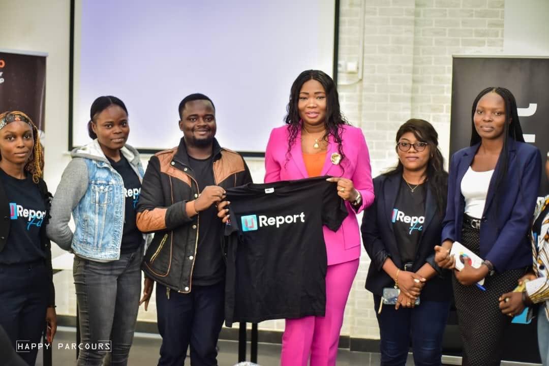 ChristelleVuan1's tweet photo. #KINSHASA #u_report #iri_bilenge
En ce jour nous avons donné de la force à 2 organisations conduites par des jeunes. Heureuse d' avoir pu échanger avec ces jeunes ambitieux et leaders.
#impacter_le_futur
#un_nouveau_congo_est_possible
#vivre_pour_les_autres
#Rdv_au_sommet https://t.co/UCgzImn6jS