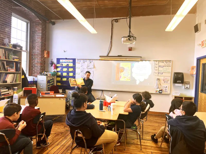 nordsonmedical's tweet photo. On 3/2, #NordsonMEDICAL volunteers participated in the @NeaToday's #ReadAcrossAmericaDay. "Our team in #SalemNH had a great time promoting literacy for our future leaders during #ReadAcrossAmerica Day at our local public school!" - Lorie M., Community Relations #NordsonImpact https://t.co/03vdQEEWMF
