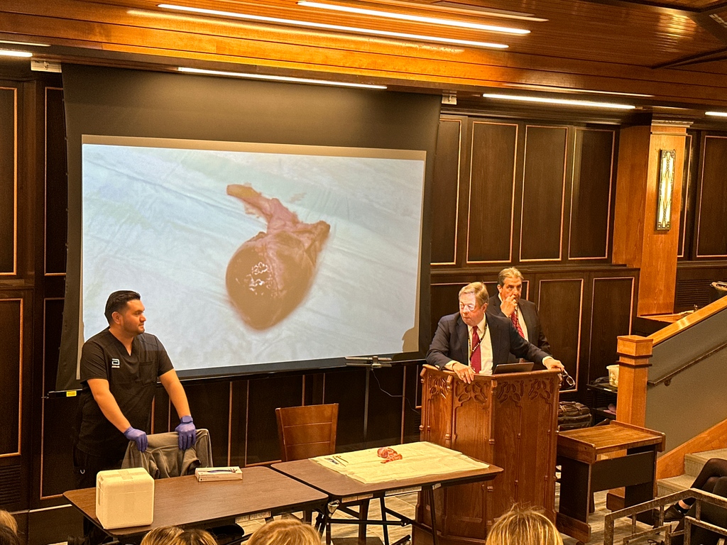 StAnthonysHS's tweet photo. Over 70 Students in Dr. Capodanno’s Anatomy and Physiology class were able to watch an hour long clinical dissection of a heart by Jerry Mera, a Senior Clinical Structural Heart Specialist from Abbot Labs. https://t.co/RNtZxStqle