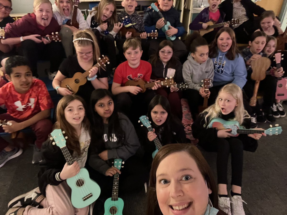 Last day of ukulele club at Fox Hill! I love hanging out with this awesome group of musicians every Tuesday morning. <a href="/FH_NKCSD/">Fox Hill Elementary</a>