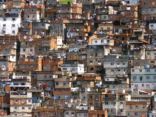 ChrisAndrews170's tweet photo. Help the Earth, Overpopulation is causing more and more poverty. What can you do to help? https://t.co/lQbzydZIBs
