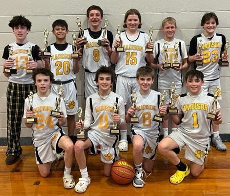 EdOMalley's tweet photo. So proud of this team. 🏀

Back-to-back @FcblTeam league champions (AA).

25-4 record (53-10 over past 2 seasons).

There is not a better or more talented group of 6th graders in all of Connecticut. https://t.co/Umyx1qssQt