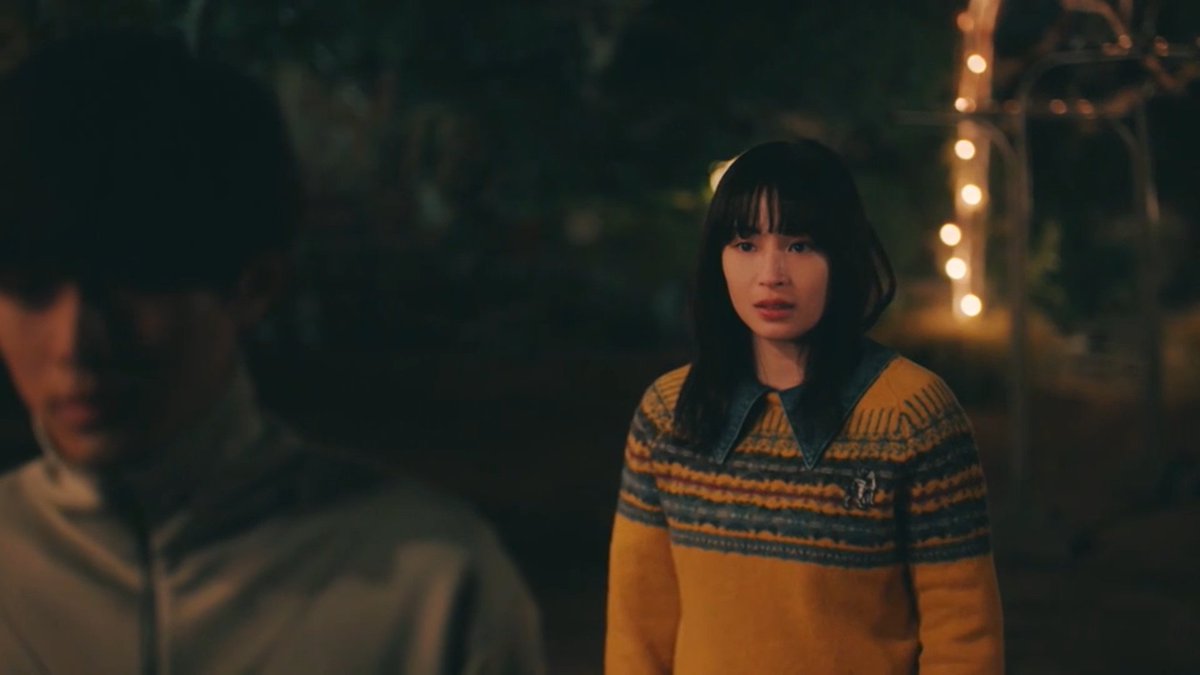 cherriyy_'s tweet photo. Yugure ni, Te wo Tsunagu Eps 9 (Suzu Hirose, Ren Nagase)

"hand.. will it reach u if i stretch it out?" she asked
he came closer
"ofc u can"

Soramame held his right cheek
Oto pulled her in for a hug 

"did u put beanbag inside my luggage?"
"u noticed?"
#夕暮れに手をつなぐ https://t.co/JL7ALftu2s