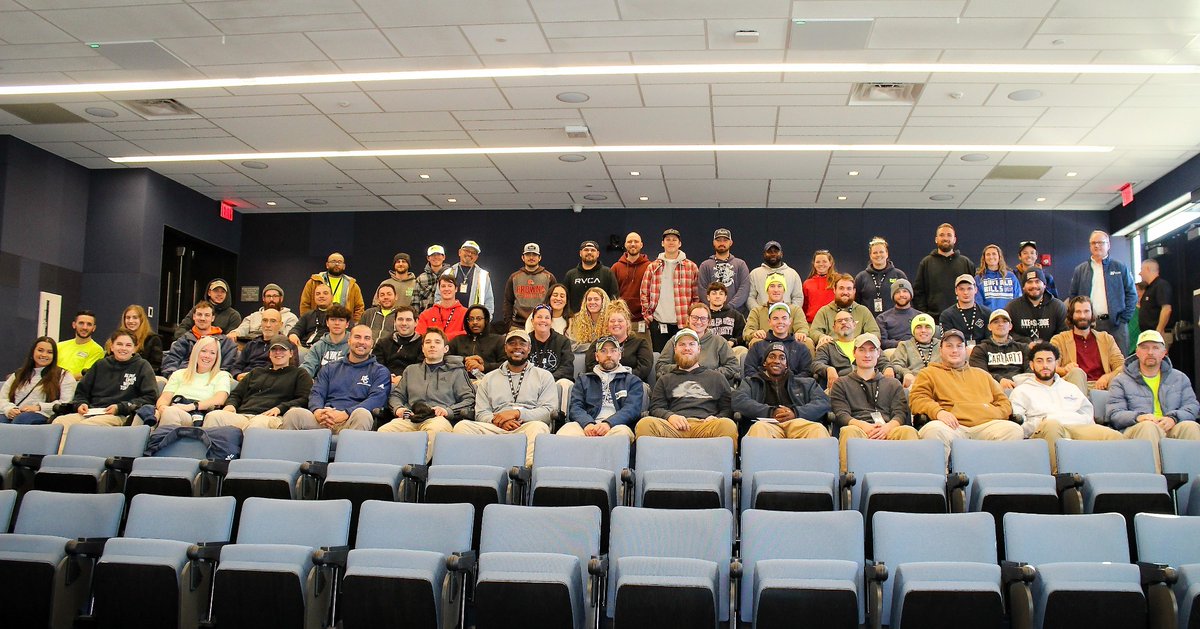 NJNaturalGas's tweet photo. We proudly recognize our #meterreading team for their commitment to #safety every day!
To learn more about #naturalgas #metersafety, visit https://t.co/gLHkRiypiu. #safetyfirst #dedicatedworkforce https://t.co/nHzXsDysIy