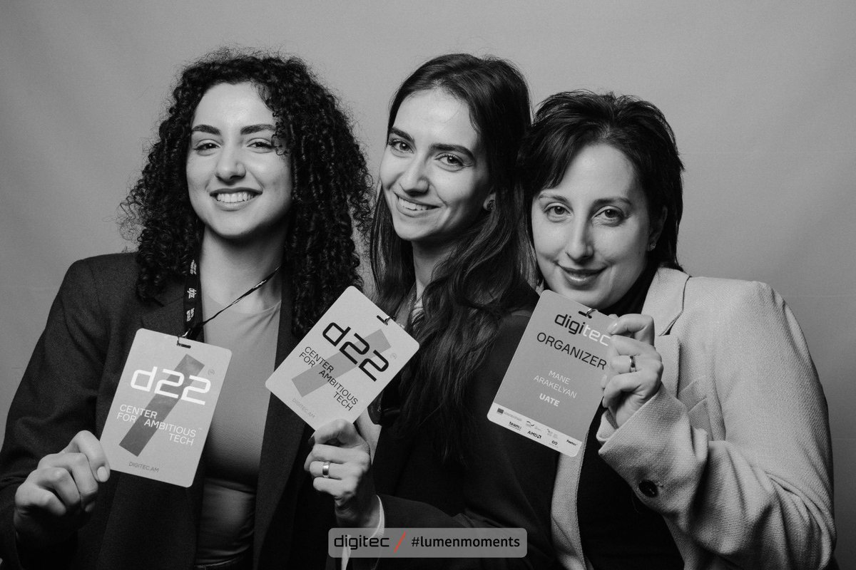 digitec_armenia's tweet photo. 📸 Many attendees got the chance to capture their #digitecmoments by Lumen on March 10.

Cheers to our partner for this wonderful opportunity.

🤩 You can find your photos here: https://t.co/XuQpbbhdIe

#DigiTec22 #lumenmoments #digitecmomentsbylumen https://t.co/GULmsBpzQz