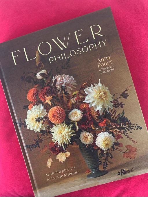 Image from BOOKS etc. (@BOOKSetc_online)