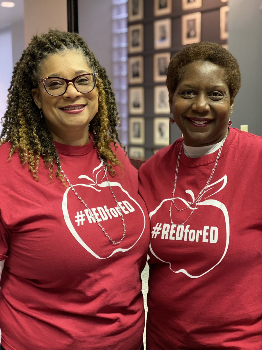 TEA_teachers's tweet photo. Full house for #TEAcivication today! Heading to the TN Capitol in a few minutes! #TNleg #Civication https://t.co/ZrMf6fp7rU