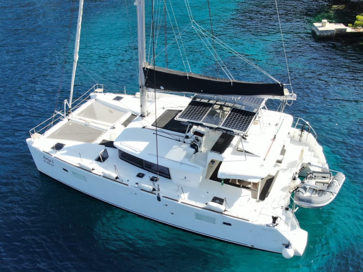 grabauyachts's tweet image. NEW LISTING - 2019 Lagoon 450 F 'ANJA' for sale - Asking Euro 590,000 ex VAT - lying Croatia - Full specification 4-cabin, 4-heads flybridge Lagoon 450.

grabauinternational.com/news/new-listi…

#lagoon #lagoon450 #lagoon450f #catamaran #multihull