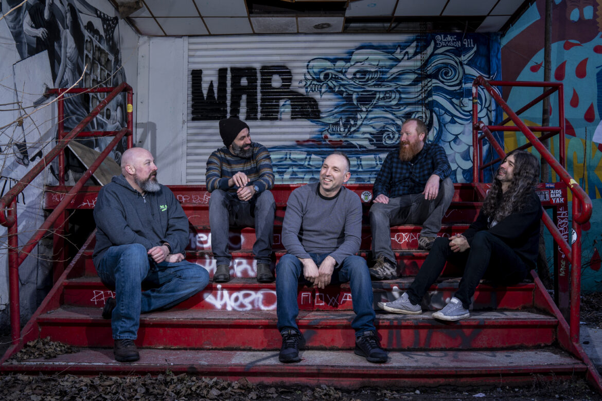 dbmagazine's tweet photo. East of the Wall announce their new album, 'A Neutral Second.' Hear new track "Detonator Gauntlet" now. https://t.co/aCcZXykEDk #EastoftheWall https://t.co/AiUJ32Y2b2