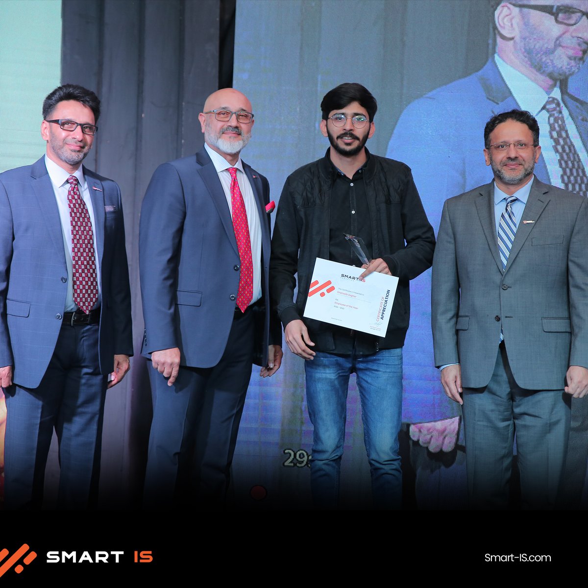 SmartISIntl's tweet photo. An unforgettable night of pride, recognition, and heartfelt gratitude as we celebrated our exceptional employees and shared their achievements with their loved ones. ๐๐
#SmartISIntl #10YearsofSmartIS #AnnualDinner #CelebratingExcellence #EmployeeRecognition #TeamWork https://t.co/JnZZxxNrCM