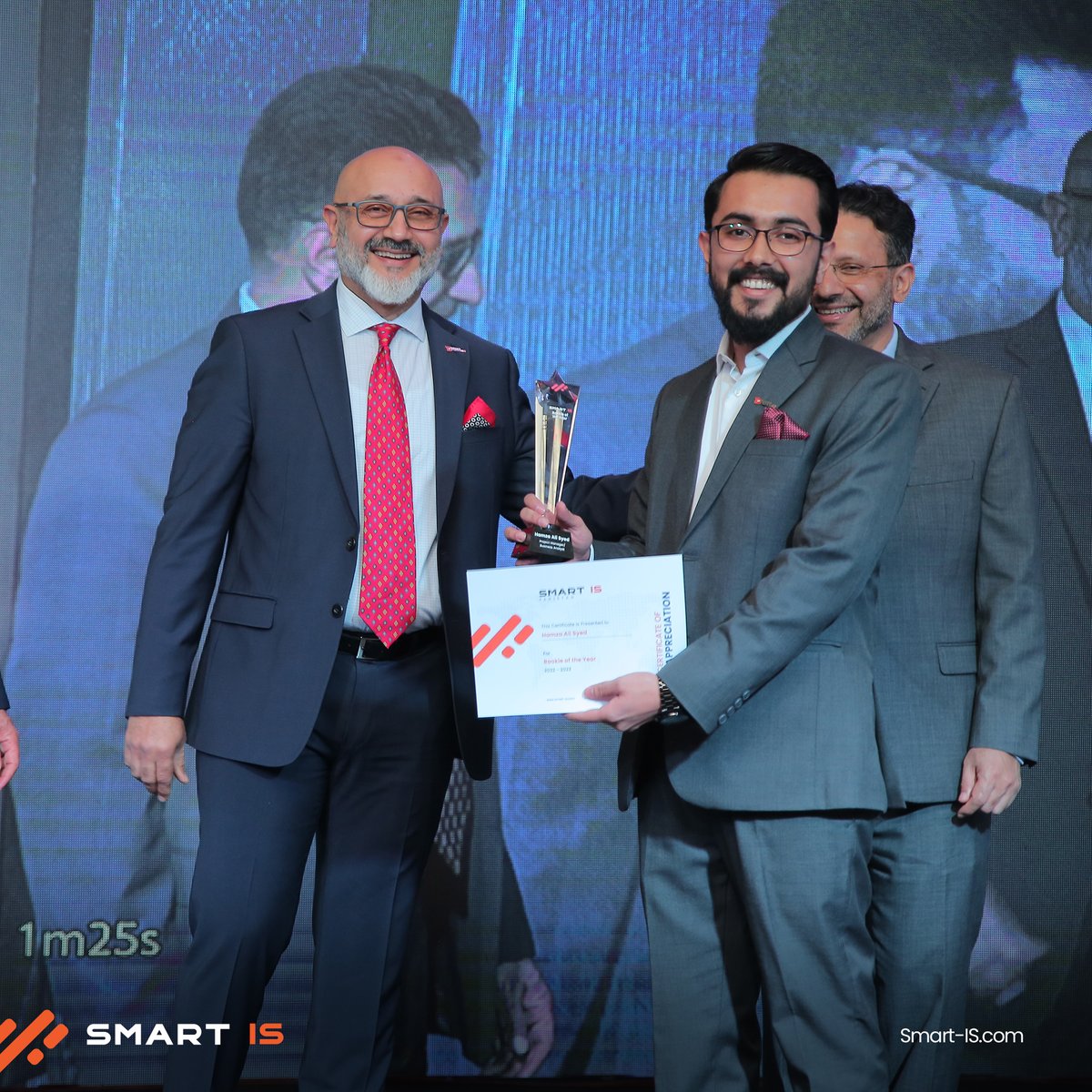 SmartISIntl's tweet photo. An unforgettable night of pride, recognition, and heartfelt gratitude as we celebrated our exceptional employees and shared their achievements with their loved ones. ๐๐
#SmartISIntl #10YearsofSmartIS #AnnualDinner #CelebratingExcellence #EmployeeRecognition #TeamWork https://t.co/JnZZxxNrCM