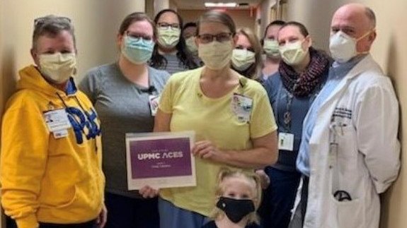 👏👏👏 to @PittGILiverNutr's Cindy Catalano RN, outpatient nurse coordinator w @BinionMd & IBD Team. Winner of UPMC Award for Commitment & Excellence in Service (ACES). Cindy is part of only 1% from @UPMC who earn this award! 👏👏👏