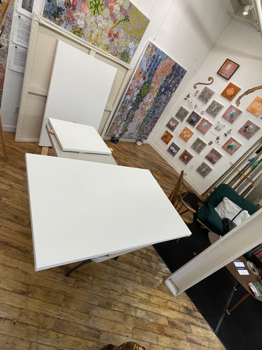 DavidLloydBrown's tweet photo. Three new canvases on their way. https://t.co/LaD0u65Dyl