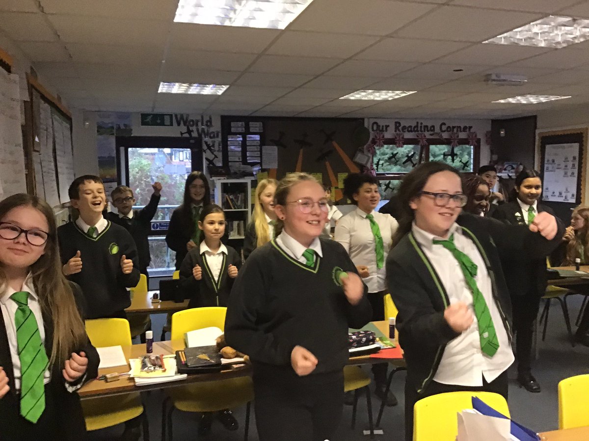 LindenRDAsh's tweet photo. Breaking up the afternoon by doing something active - and learning some space trivia. @Linden_PE @Linden_Science https://t.co/GQ8NNOKk4p