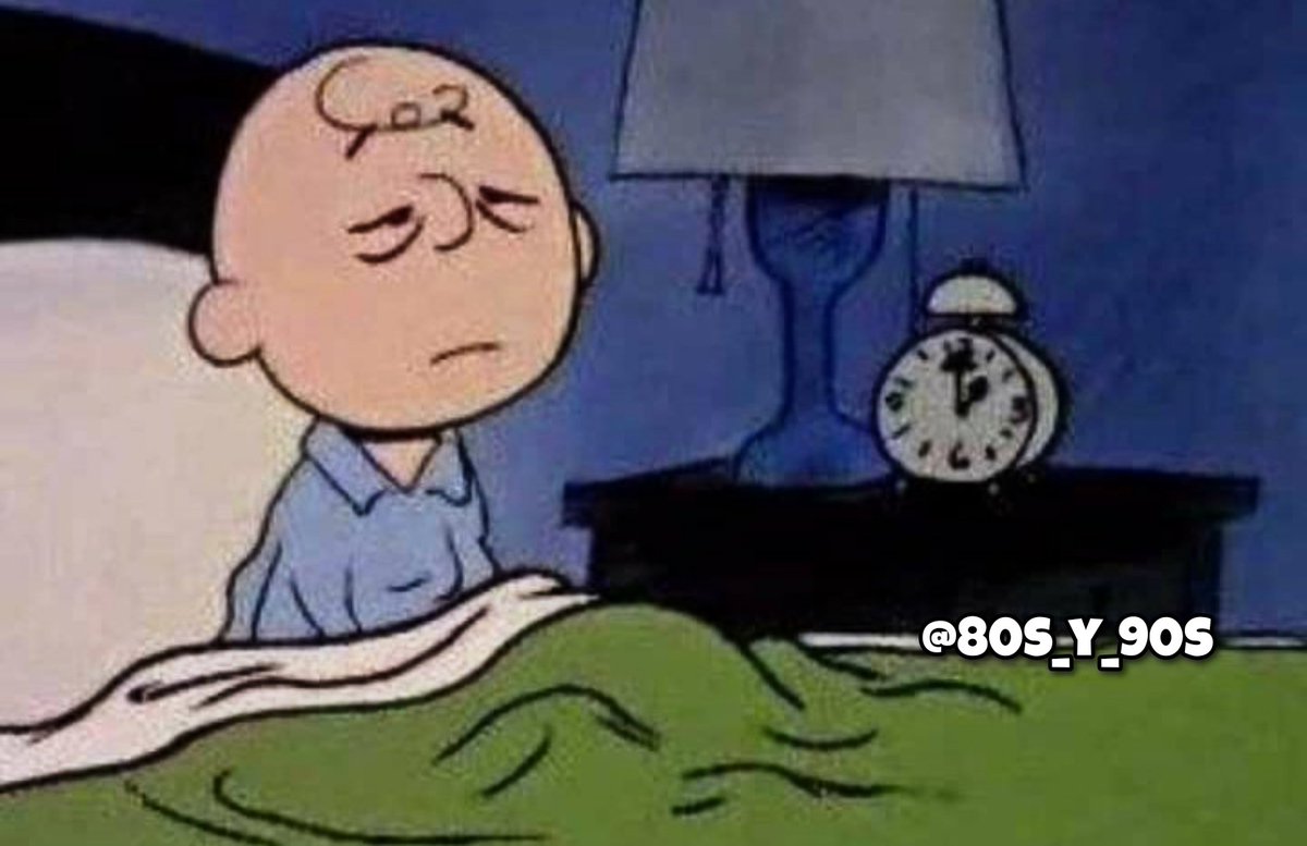 80s_y_90s's tweet photo. Un día eres joven y al otro te despiertas antes de que suene el despertador. https://t.co/2ETqNrPdWI
