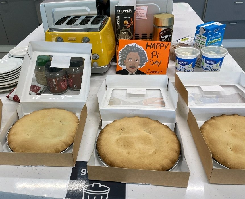 ThomondCommColl's tweet photo. Happy Pi Day here @ThomondCommColl Well done to the Maths Department & Home Ec Dept promoting #PiDay for all Maths enthusiast's in the school! We even learnt that 3.14% of sailors are Pi-rates!! 😝🤣👍 @LCETBSchools #maths #Pi #pirog https://t.co/MAkEZvTyJP