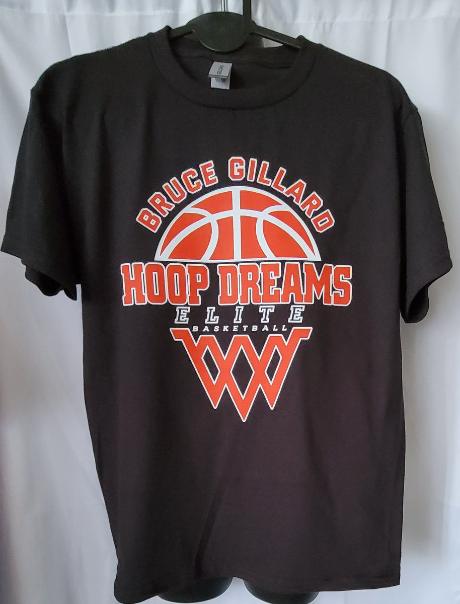 CoachMarkPerry's tweet image. A HUGE Thank you to Bruce &amp;amp; Rachel Gillard of @hoopdreamselite for their continued support of @XtremeDrip. It was a pleasure working on their graphic design and printing their T-shirts for their Basketball camp. #BlessedAndGrateful