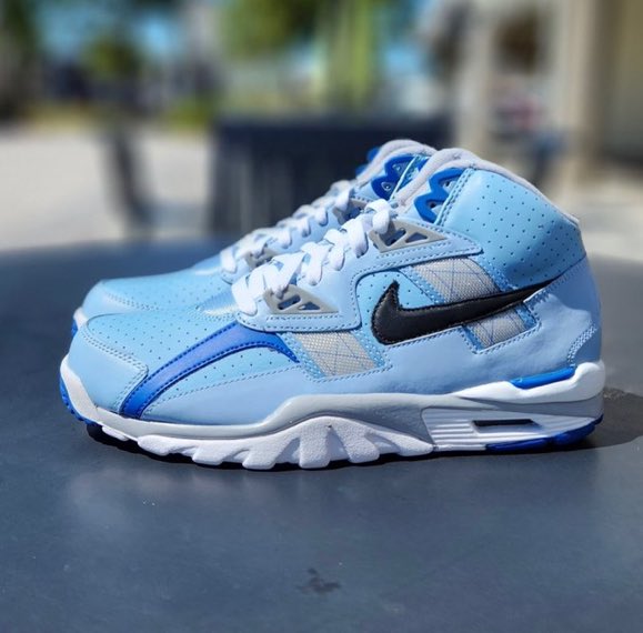 SNKR_TWITR on X: Ad: 40% off Nike Air Trainer SC High 'Kansas City Royals'  in cart - log in Shop -u003e https://t.co/lGVo1hY75m https://t.co/JyvdjGFFrX /  X