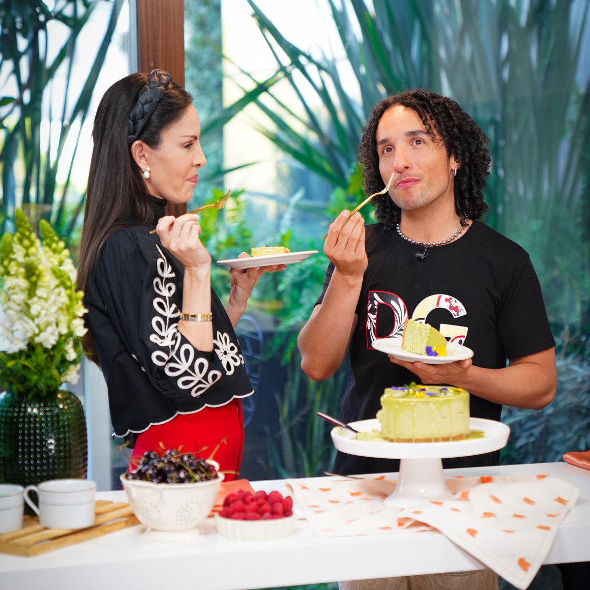 🤤 Oigan Jorge ya sabe  preparar el Cheesecake de Matcha, receta de <a href="/Paulina_Abascal/">Chef Paulina Abascal</a>  
Les quedó DELI. Gracias por la invitación amigos <a href="/heraldodemexico/">El Heraldo de México</a> Les amamos!