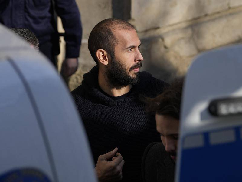 CensoredMen's tweet image. 🛑 #BREAKING
-
The appeal for Bail made by Andrew Tate’s defence has been denied.
-
The decision can be appealed.
-
Tristan Tate is still due for his request of Bail tomorrow.