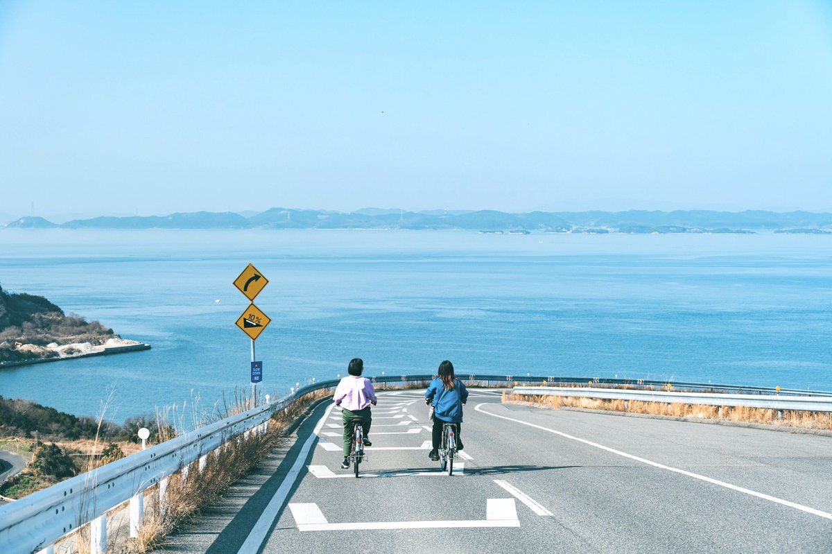 aizawa0192's tweet photo. 穏やかに時が過ぎていくような春の豊島 https://t.co/x4jDf74raH