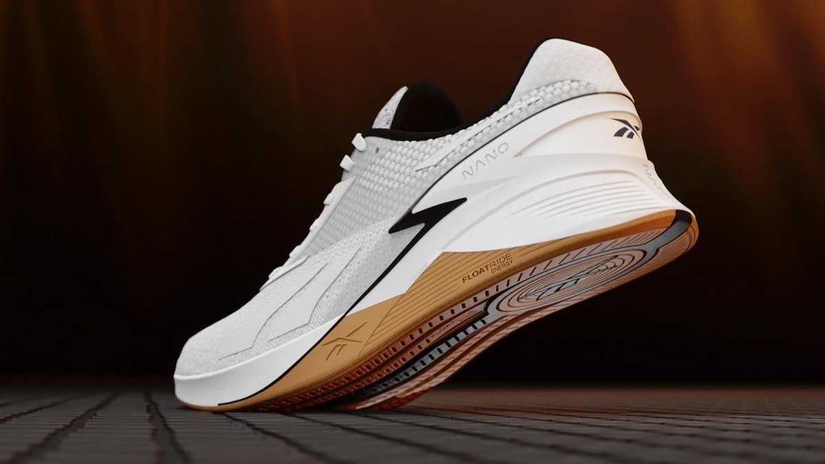 Ahuri's tweet photo. Few 3d stills from my last work for Reebok. Complete film visible on @cinemi profile!
All done in blender 3.4
#cinemi_studio #b3d #blender #reebok #nanox3 #render #3d #cgi #animation #commercial #ad #shoe https://t.co/eaDlvJMee7