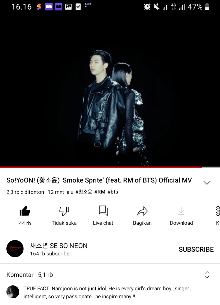 mumu_epiphany's tweet photo. Streaming bareng bayik, maapin ya Ayang Namjoon aku baru muncul 😚

#SmokeSpritexRM 
#SmokeSpriteftRM 
#SmokeSprite

Listening to #SmokeSprite by Soyoon (@se_so_neon) featuring #RM of BTS (@BTS_twt) https://t.co/b67ua0358O